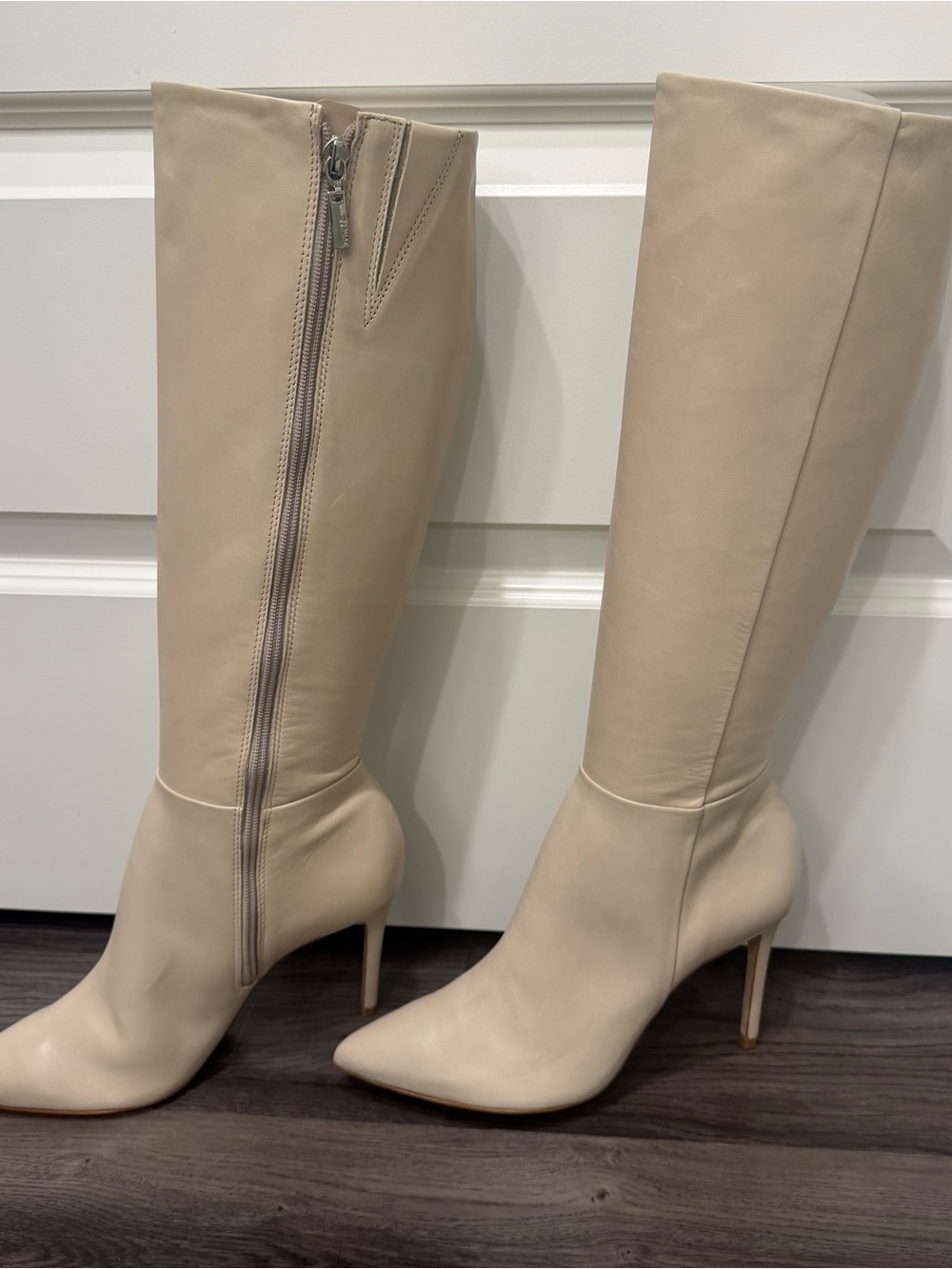Schutz Mikki Up eggshell leather knee boots 8.5 NWOT